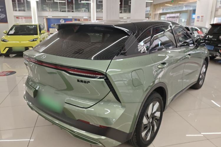 Used Venucia V DD-i 2023 110 km iE Version Rear Right 45 Deg