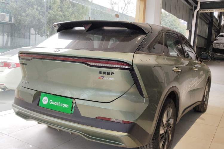 Used Venucia V DD-i 2023 110 km iE Version Rear Right 45 Deg
