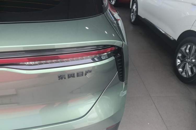 Used Venucia V DD-i 2023 110 km iE Version Right Rear Taillight