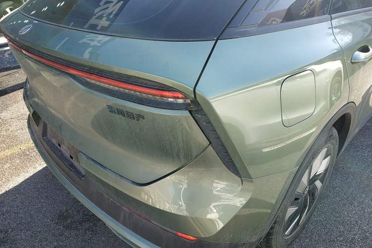 Used Venucia V DD-i 2023 110 km iE Version Right Rear Taillight