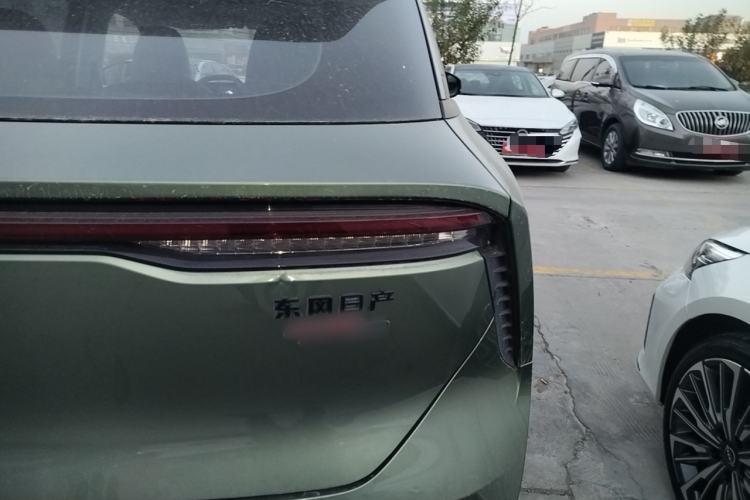 Used Venucia V DD-i 2023 110 km iE Version Right Rear Taillight
