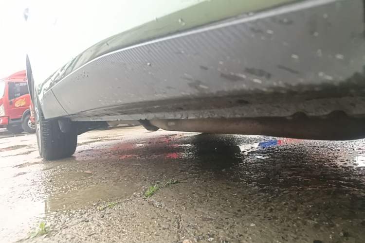Used Venucia V DD-i 2023 110 km iE Version Right Side Sill