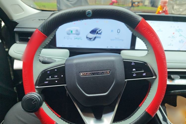 Used Venucia V DD-i 2023 110 km iE Version Steering Wheel