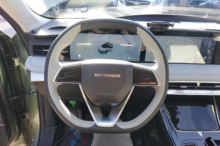 Used Venucia V DD-i 2023 110 km iE Version Steering Wheel