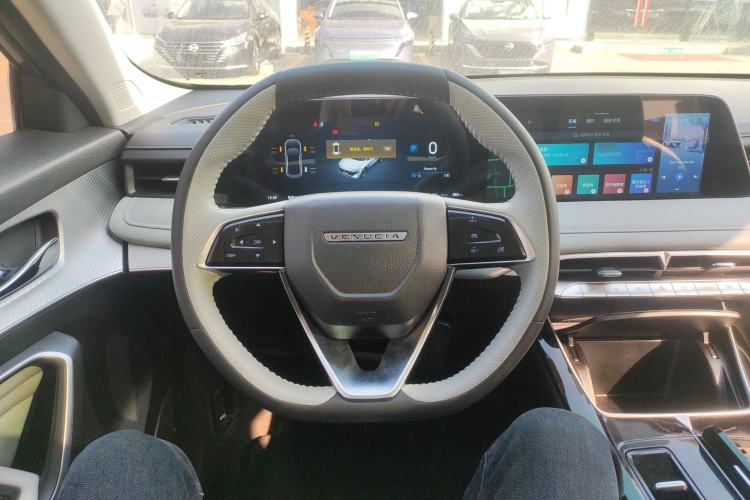 Used Venucia V DD-i 2023 110 km iE Version Steering Wheel
