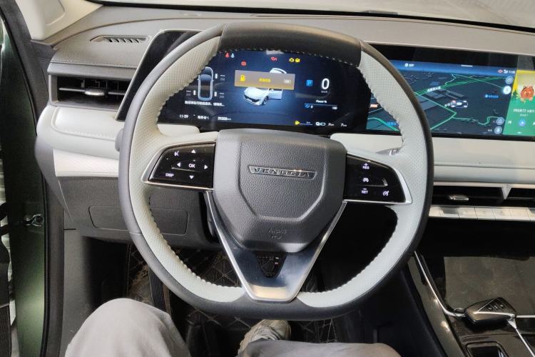 Used Venucia V DD-i 2023 110 km iE Version Steering Wheel