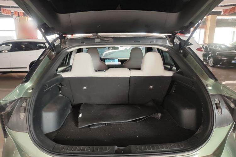 Used Venucia V DD-i 2023 110 km iE Version Trunk