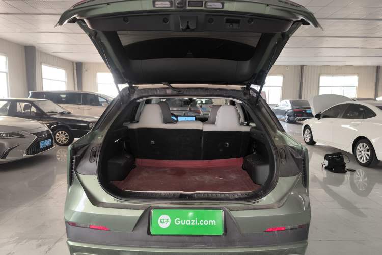 Used Venucia V DD-i 2023 110 km iE Version Trunk