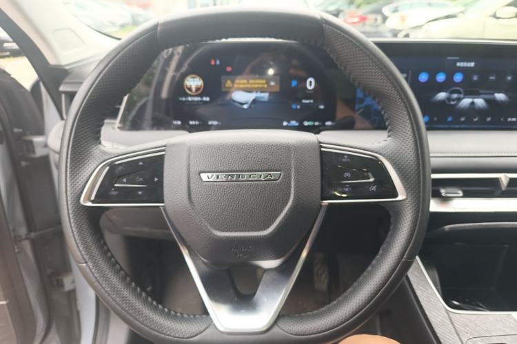 Used Venucia V DD-i 2023 110 km iE Version Steering Wheel