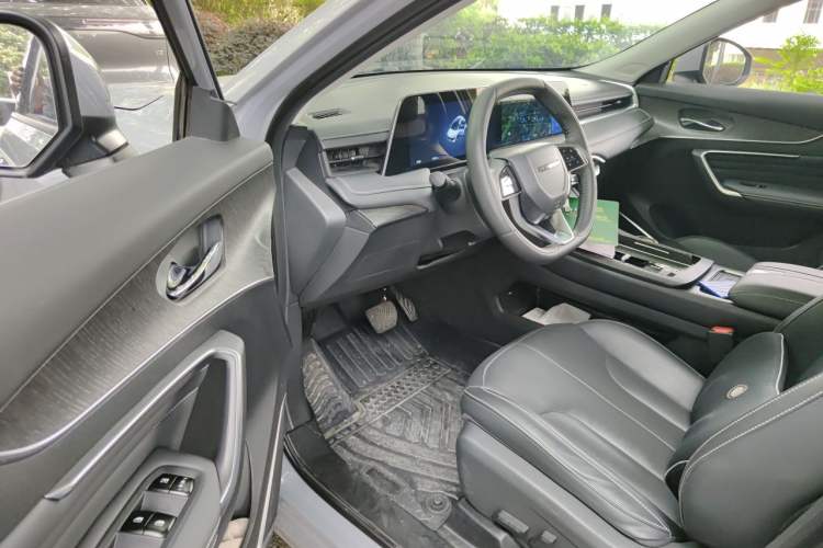 Used Venucia V DD-i 2023 110km iT Version Driver Seat