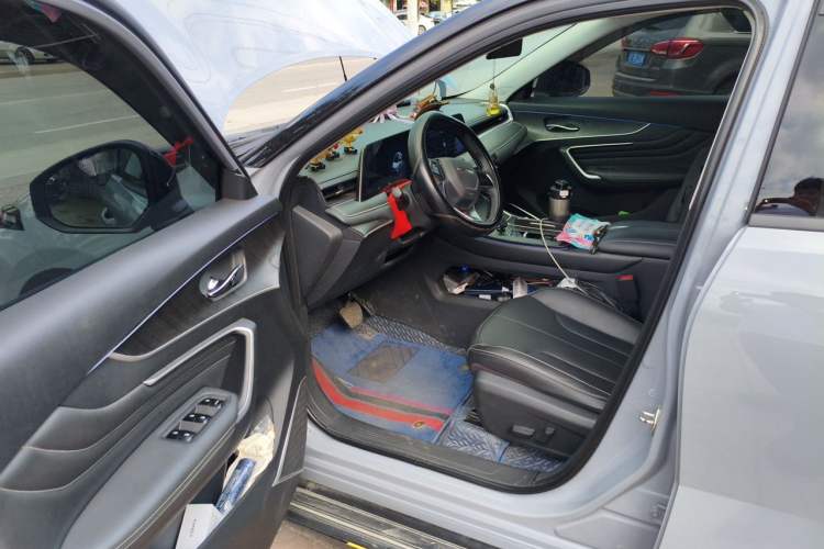 Used Venucia V DD-i 2023 110 km iE Version Driver Seat