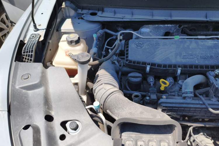 Used Venucia V DD-i 2023 60km iD Version Engine Bay Right