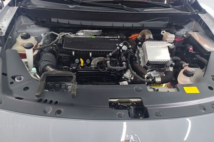 Used Venucia V DD-i 2023 60km iD Version Engine Bay