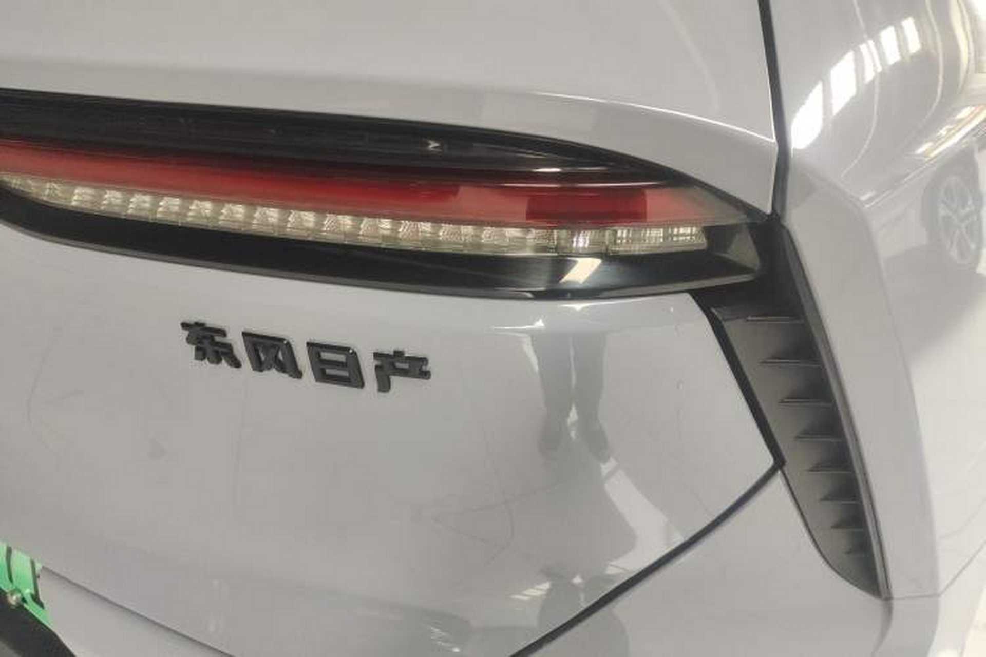 Used Venucia V DD-i 2023 60km iD Version Exterior 3