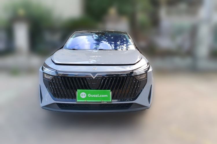 Used Venucia V DD-i 2023 110 km iE Version Front