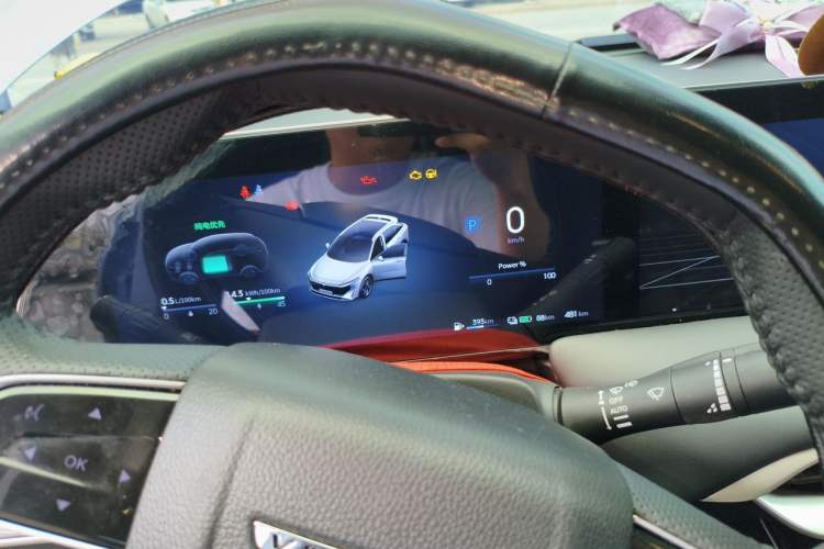 Used Venucia V DD-i 2023 110 km iE Version Instrument Cluster