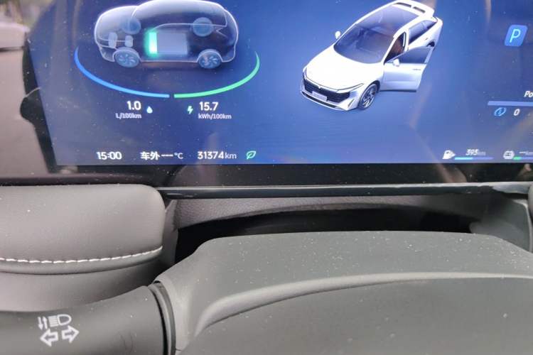 Used Venucia V DD-i 2023 110km iT Version Odometer Close Up