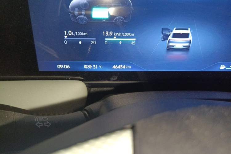 Used Venucia V DD-i 2023 110 km iE Version Odometer Close Up