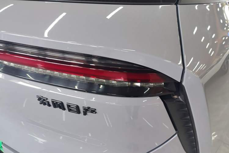 Used Venucia V DD-i 2023 60km iD Version Right Rear Taillight