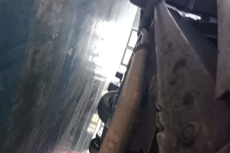 Used Venucia V DD-i 2023 110 km iE Version Right Side Sill