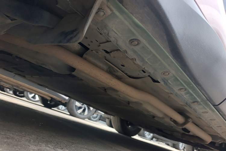 Used Venucia V DD-i 2023 110 km iE Version Right Side Sill