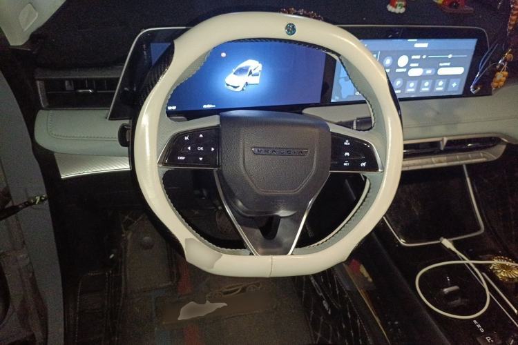 Used Venucia V DD-i 2023 110 km iE Version Steering Wheel