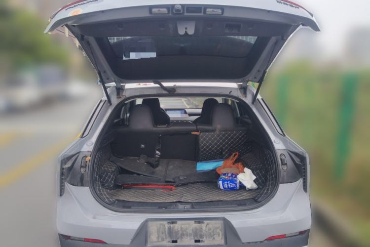 Used Venucia V DD-i 2023 110 km iE Version Trunk