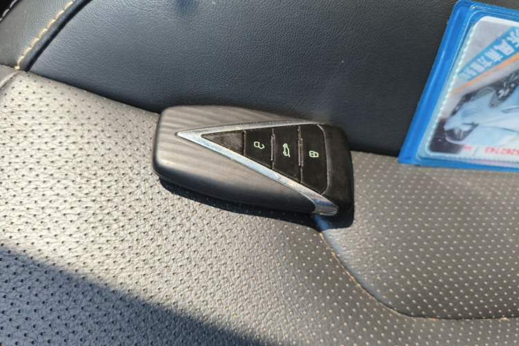 Used Venucia V DD-i 2023 60km iD Version Vehicle Key
