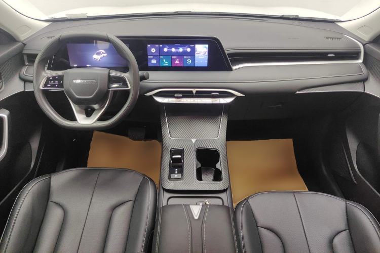 Used Venucia V DD-i 2023 60km iC Version Center Console