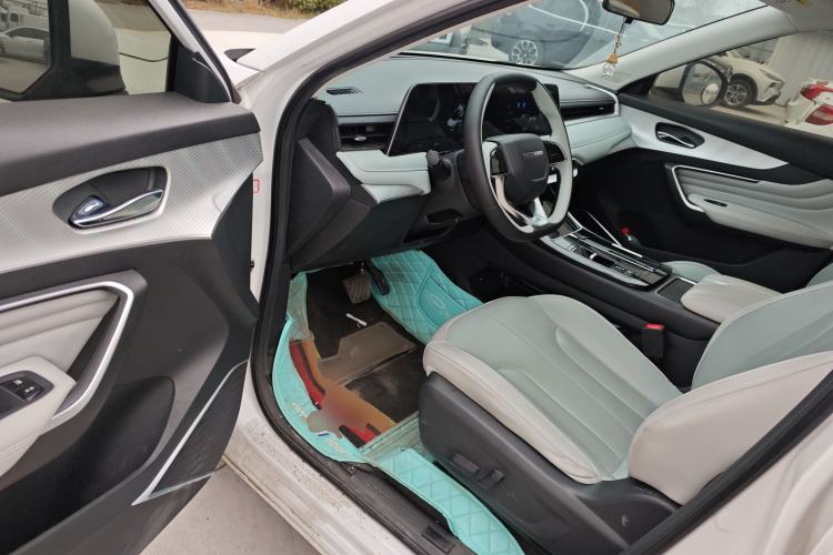 Used Venucia V DD-i 2023 110 km iE Version Driver Seat