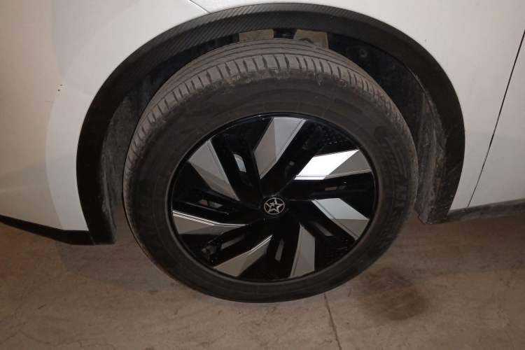Used Venucia V DD-i 2023 110 km iE Version Exterior 2