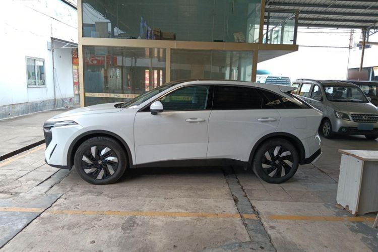 Used Venucia V DD-i 2023 110 km iE Version Exterior 2
