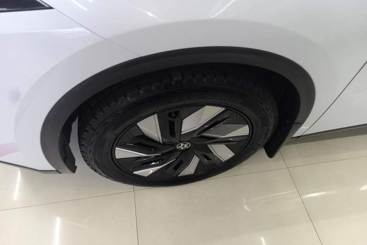 Used Venucia V DD-i 2023 110 km iE Version Exterior 4