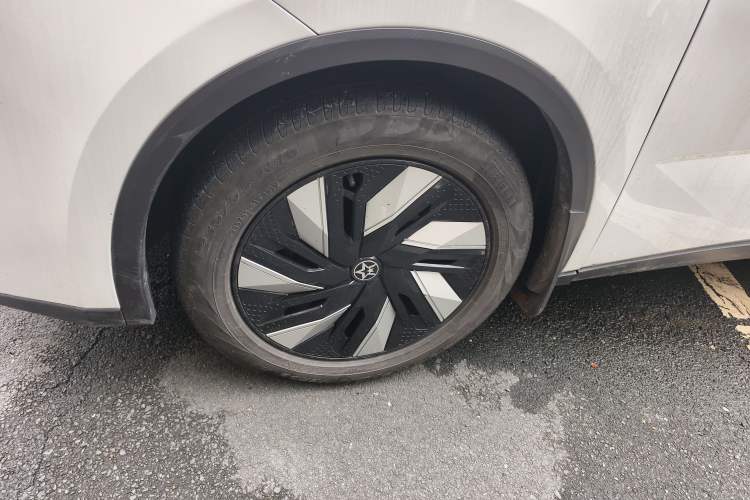 Used Venucia V DD-i 2023 110 km iE Version Exterior 7