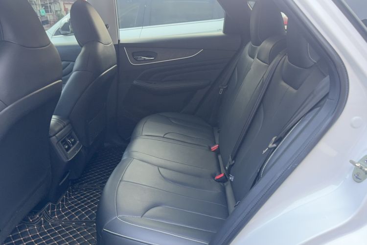 Used Venucia V DD-i 2023 110 km iE Version Interior 2