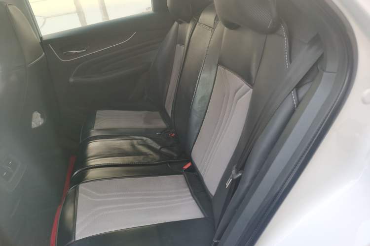 Used Venucia V DD-i 2023 60km iD Version Left Rear Seat