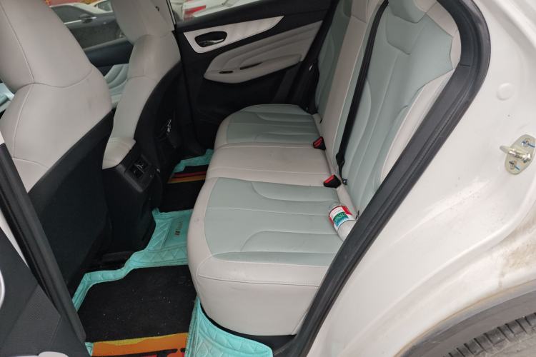 Used Venucia V DD-i 2023 110 km iE Version Left Rear Seat