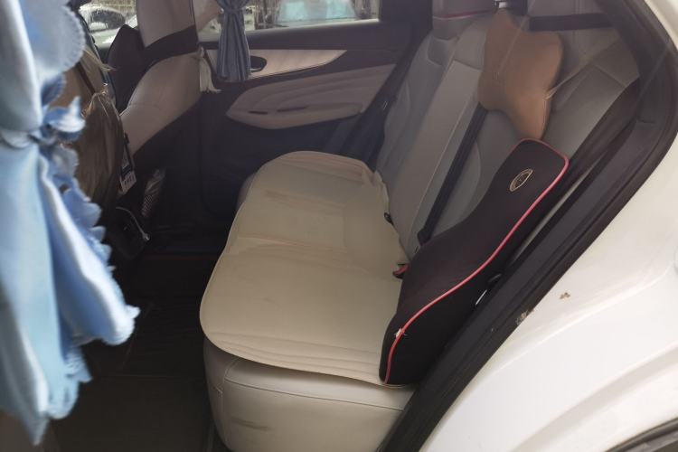 Used Venucia V DD-i 2023 110 km iE Version Left Rear Seat