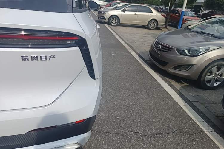 Used Venucia V DD-i 2023 110 km iE Version Right Rear Taillight