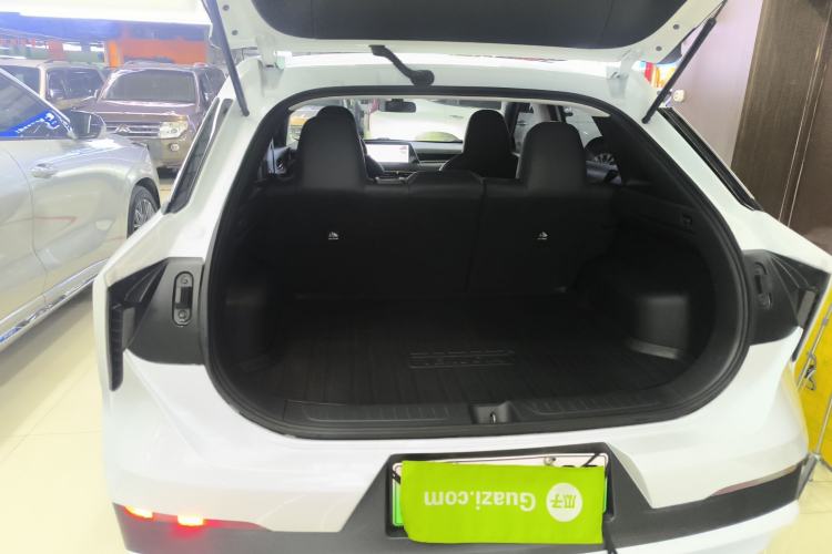 Used Venucia V DD-i 2023 110 km iE Version Trunk