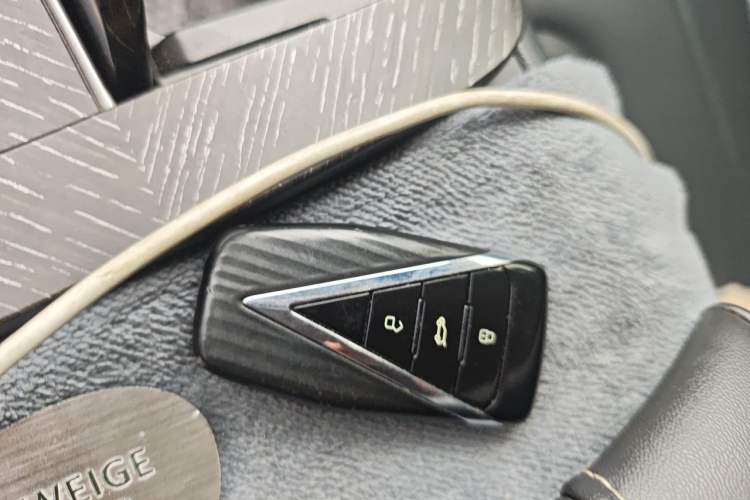 Used Venucia V DD-i 2023 60km iD Version Vehicle Key