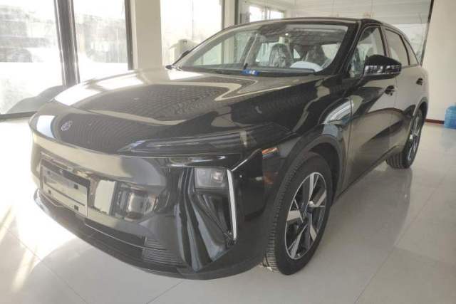 Used Venucia V DD-i 2025 Orca 150km Joyful Journey Edition