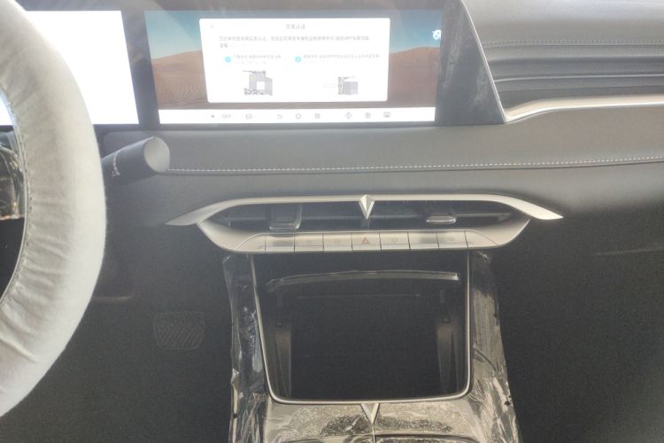 Used Venucia V DD-i 2025 Orca 150km Joyful Journey Edition Audio And AC Panel
