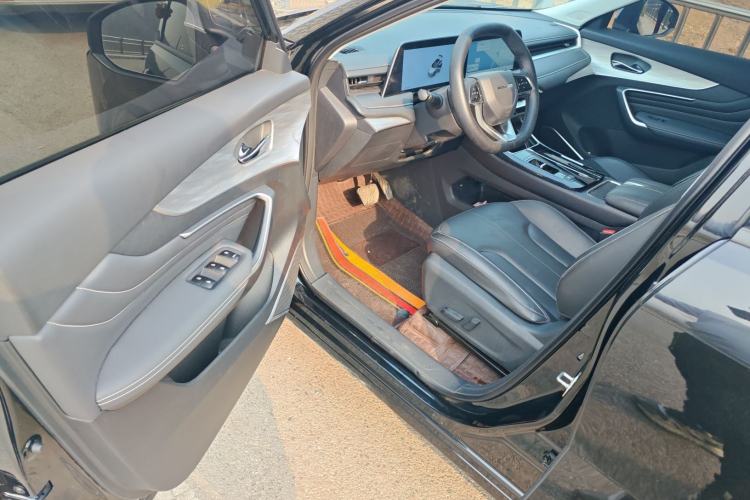Used Venucia V DD-i 2025 Orca 150km Joyful Journey Edition Driver Seat