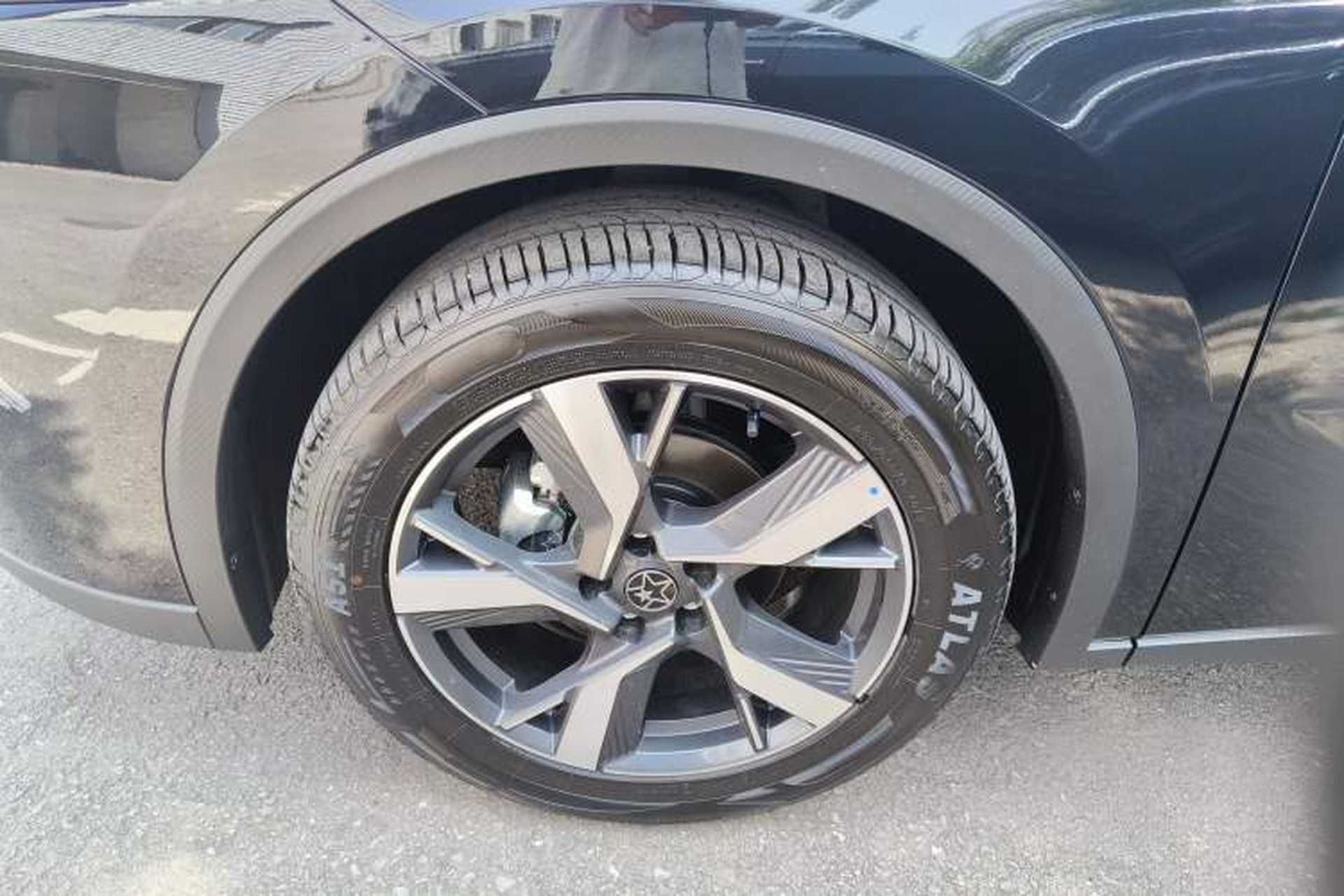 Used Venucia V DD-i 2025 Orca 150km Joyful Journey Edition Left Front Wheel Hub