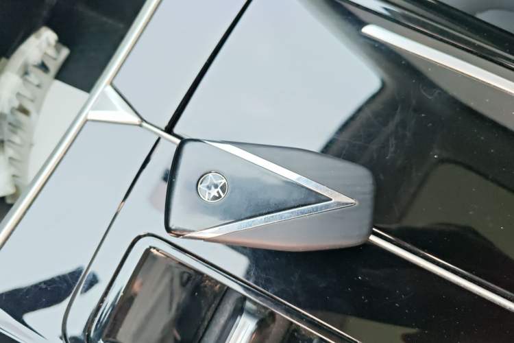 Used Venucia V DD-i 2025 Orca 150km Joyful Journey Edition Vehicle Key