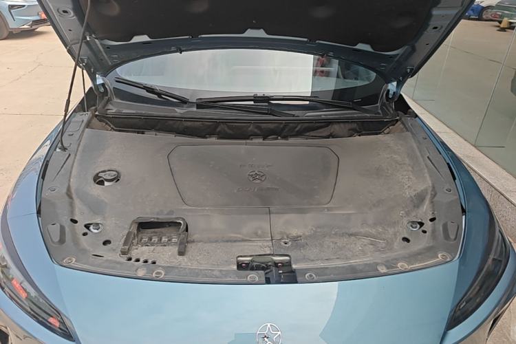 Used Venucia V DD-i 2025 Orca 150km Joyful Journey Edition Engine Bay