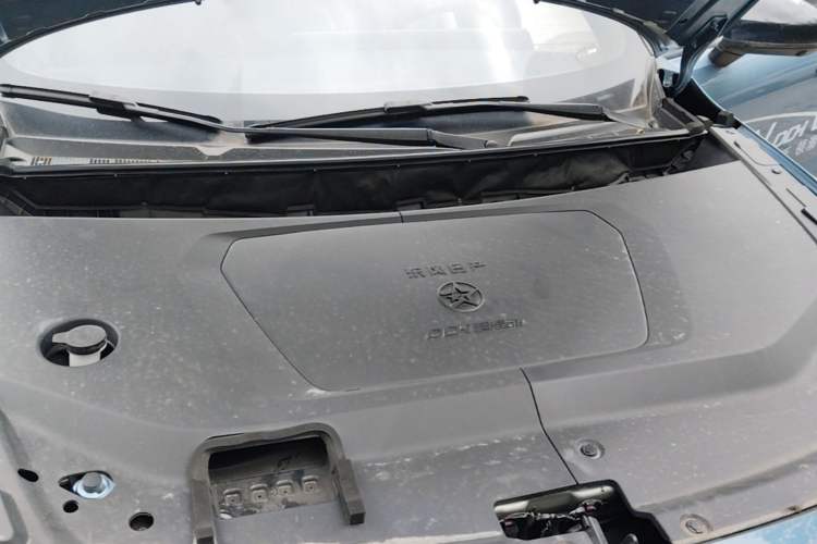 Used Venucia V DD-i 2025 Orca 150km Joyful Journey Edition Engine Bay