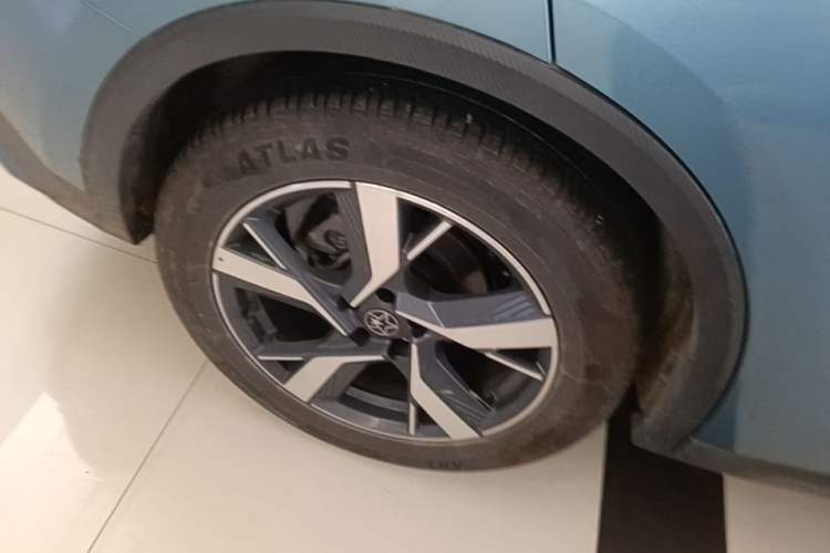 Used Venucia V DD-i 2025 Orca 150km Joyful Journey Edition Exterior 5
