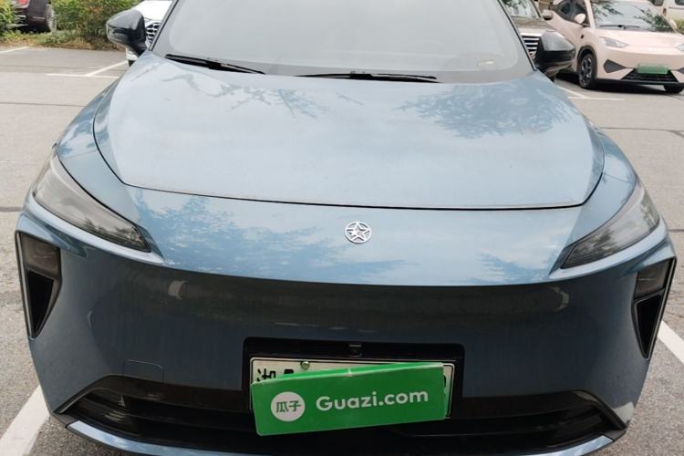 Used Venucia V DD-i 2025 Orca 150km Joyful Journey Edition Front